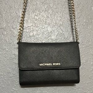 Kors Jet Set Travel 3 in 1 Wristlet Clutch Crossbody Bag | Black